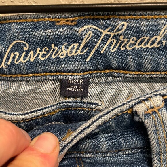 Universal Thread Highest Rise Wide Leg Crop Jeans 0/25 - Picture 3 of 7